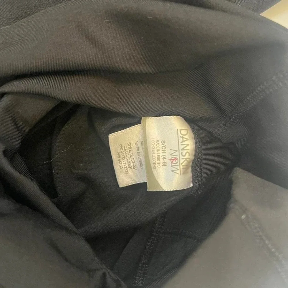 Danskin long‎ sleeve shirt